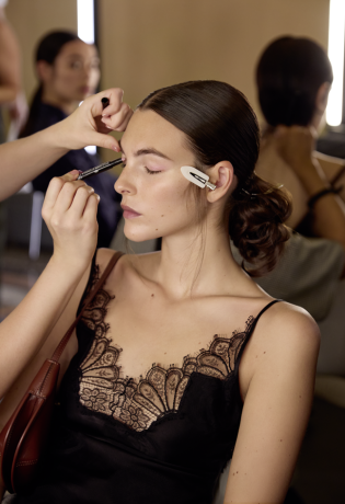 Ekskluzivno s nama zavirite u beauty backstage CHANEL HAUTE COUTURE revije