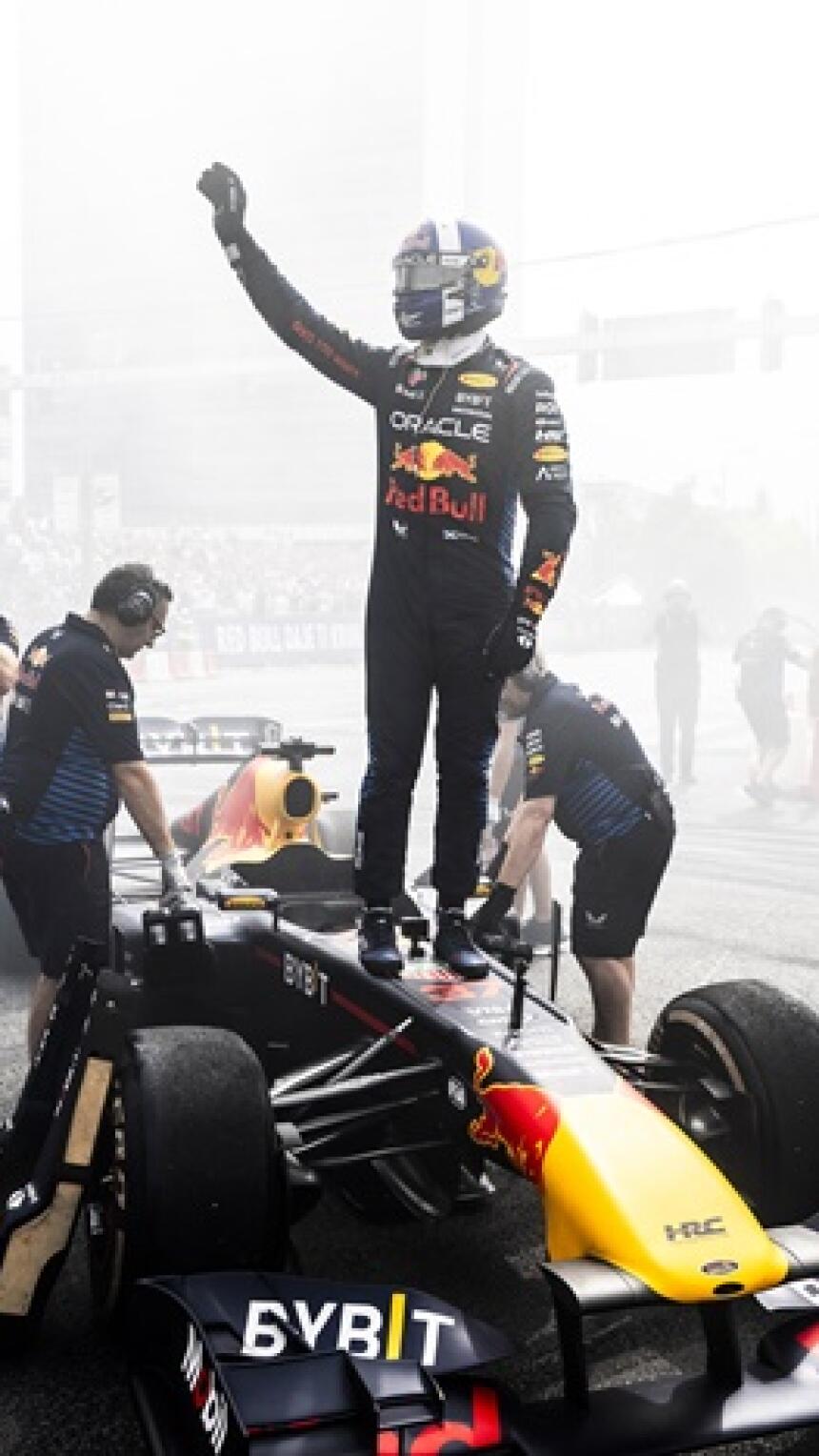 David Coulthard se vraća u Sarajevo! Otkrijte kako je grad osvojio njegovo srce!