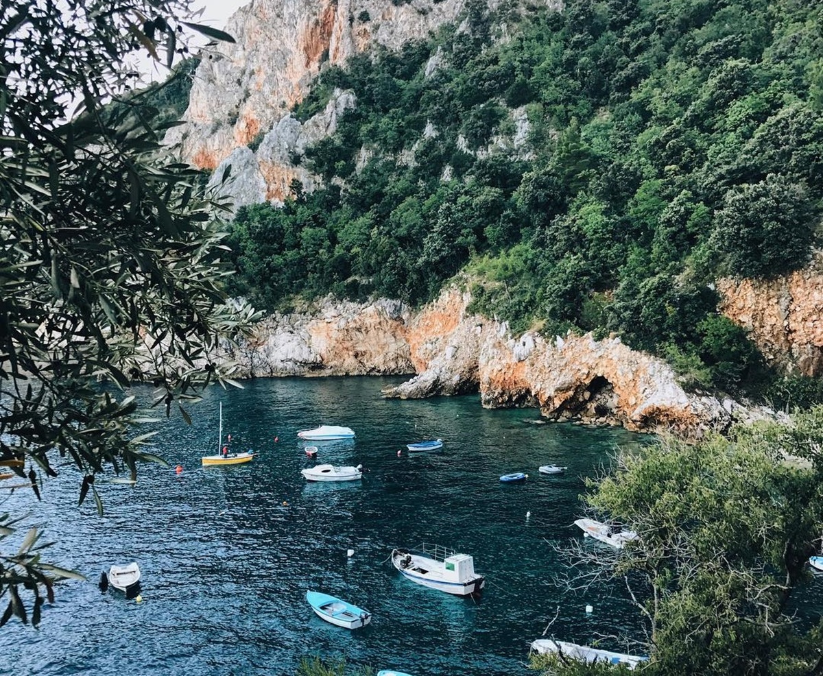 Brseč krije plažu koja je skriveni dragulj Jadrana - evo kako da dođete do nje