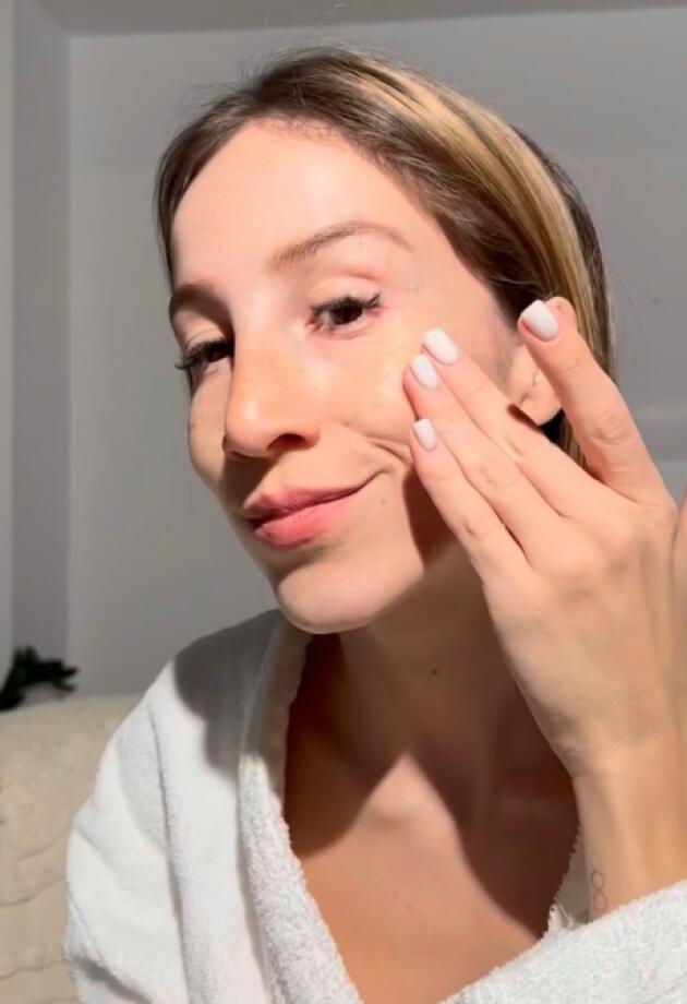 Ne treba vam 16 proizvoda već samo 1 serum za njegu kože!