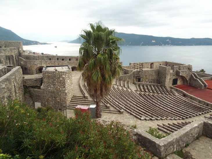 kanikula hercegnovi